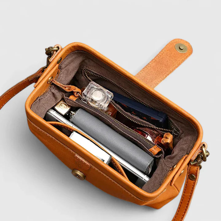 Evelyn – Geantă șic atemporală